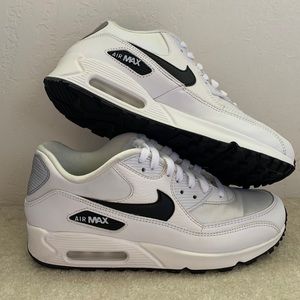 Nike Women’s Air Max 90 White/Black Size 8.5